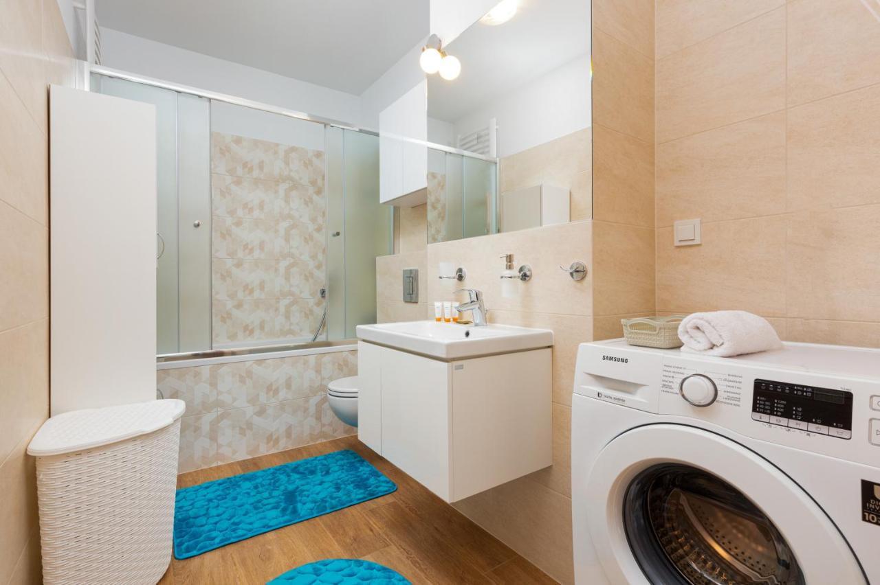 Mokotow Business Center Apartments By Noclegi Renters Warszawa Eksteriør billede